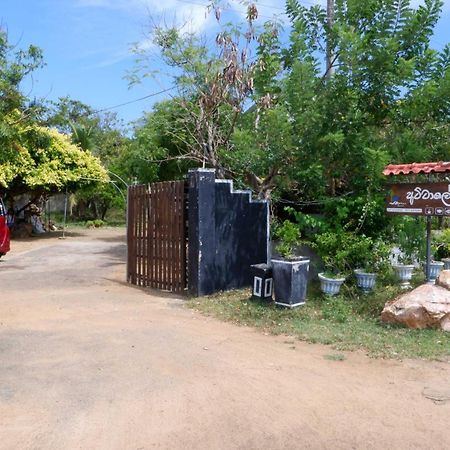 Attale Resort ทิซซามาฮารามา ภายนอก รูปภาพ