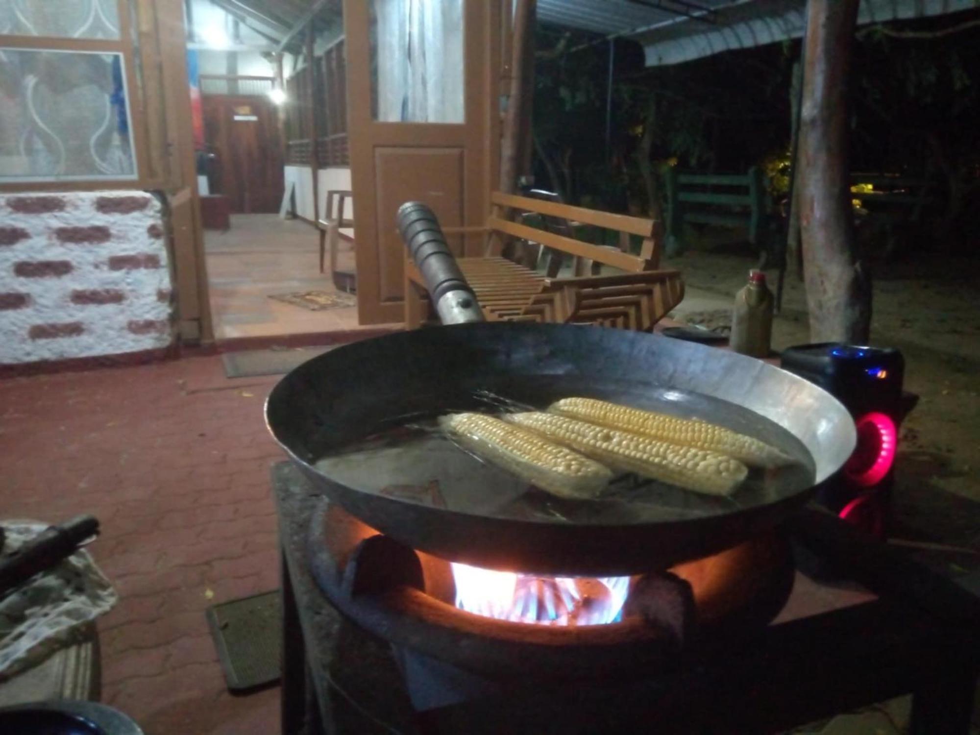 Attale Resort ทิซซามาฮารามา ภายนอก รูปภาพ